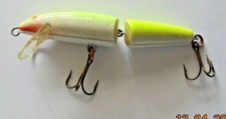 Rapala J - 9 Floating Jointed Lure Weight 7g Len 9.  5cms (more Available)