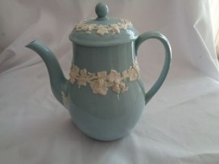 Wedgwood Made In England Cream On Lavender Queensware Coffee Pot