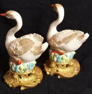 Mottahedeh Porcelain Swans Figurines Made in Italy Hand Painted 2