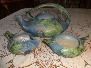 Vintage Roseville Pottery Bushberry Blue Tea Pot Sugar Creamer Set