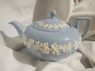 Wedgwood Of Etruria & Barlaston Embossed Teapot Queensware Cream Lavender Blue
