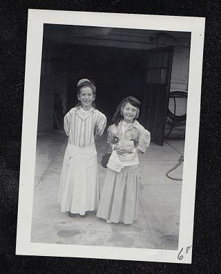 Antique Photograph Two Adorable Little Girls In Long Dresses - Mom 