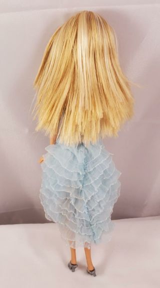 2005 Barbie Fashion Fever Makeup Chic Blue Corset Ruffle Skirt Mackie Face Doll 3