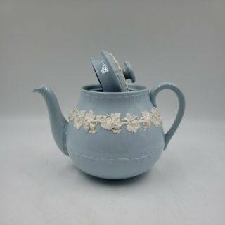 Wedgewood Queensware Embossed Cream on Lavender Shell Tea Pot V1 3