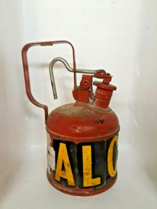 Vintage Justrite Mfg.  Chicago 1 - Quart Type I Safety Gas Can Red Antique
