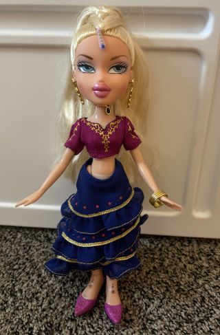 Mga Bratz Doll Genie Magic Cloe With Clothes Accessories