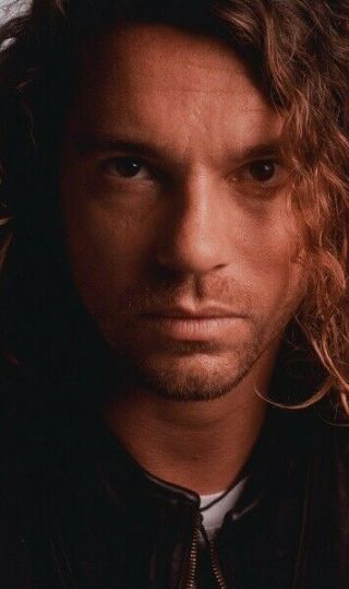 Michael Hutchence Unsigned 6 " X 4 " Photo - K8272 - Lead Singer Of Rock Band Inxs