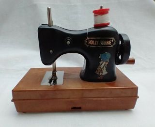 Vintage 1975 Holly Hobbie Sewing Machine Hand Crank Black Model 5820 By Durham
