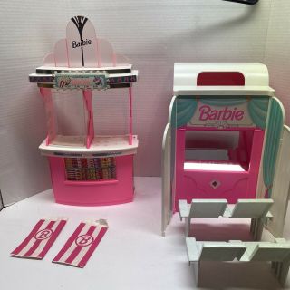 Barbie Movie Theater With Magical Screen Playset Mattel 1995 13 "