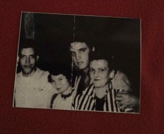 Elvis Presley - Rare B/w Candid With Fans 1955