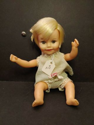 Vintage 1964 Suzy Cute Tiny 6.  5 " Baby Doll Deluxe Reading Corp