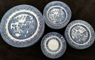 Blue & White Royal Wessex Blue Willow Set Of 32 Piece 8 Settings