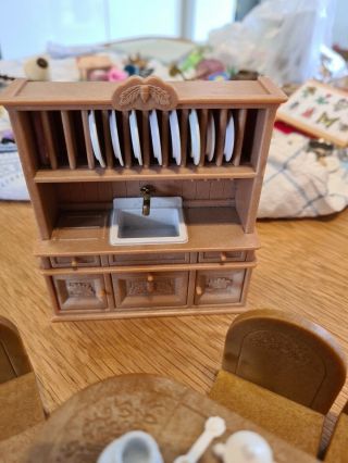 Sylvanian Families Welsh Dresser,  Table And Chairs Acorn Design With Accessories