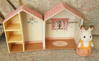 Sylvanian Families Dresser Box Set Peppermint Chocolate Rabbit UK Collector Club 3