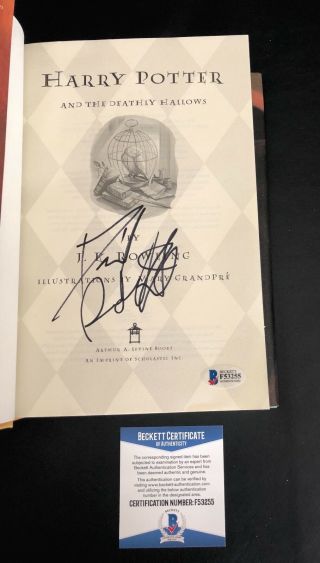 Daniel Radcliffe Signed Harry Potter And The Deathly Hallows Book Beckett Bas