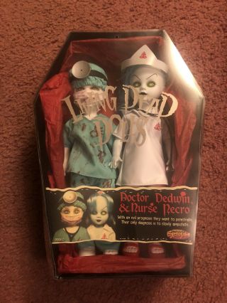 Living Dead Dolls - Doctor Dedwin & Nurse Necro -