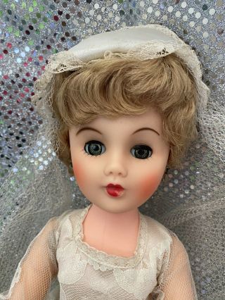 Vintage 1960’s 18” Plastic Bride Wedding Doll Sleepy Eyes Unmarked