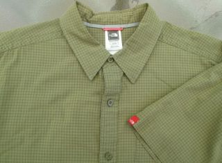 Vintage The North Face Button Up Shirt,  Green Plaid Short Sleeves Men 
