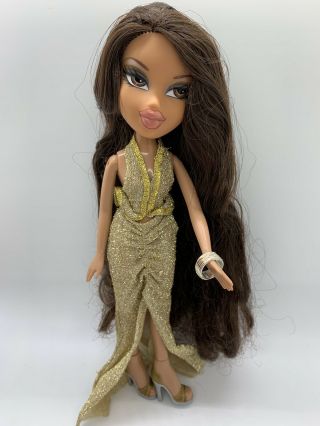 Rare Bratz Celebritiez Movie Star Yasmin Doll Gold Gown Outfit Dress & Shoes