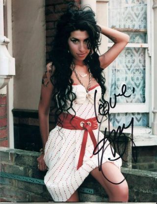 Amy Winehouse 8.  5 X 11 " Autographed Sexy Photo Hand Signed W