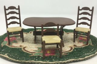 Vtg 1982 Dollhouse Miniature Plastic Cpg Table & 3 Chairs Furniture Hong Kong