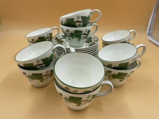 Set Of 12 Wedgewood Napoleon Ivy Green Coffee Tea Cups & Saucers Pear Shaped