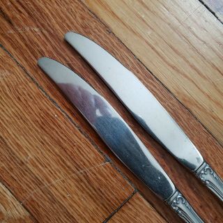 2 ANTIQUE VINTAGE COLLECTIBLE KNIFE 9 