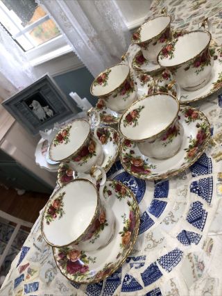 Vintage Royal Albert Old Country Roses Tea Cup & Saucer Set 6 England 1962 - 1973