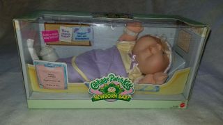Cabbage Patch Kids Newborn Baby 1998 Girl Doll Blonde Blue Eyes W Box & Access.