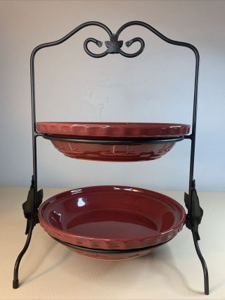 Longaberger Wrought Iron Pie Plates W/ Stand With 2 Paprika 10 Inch Pie Plates.