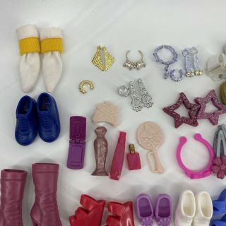 Barbie My Scene Clothes Shoes Purses Sunglasses Jewelry Accessories Lindsay 2