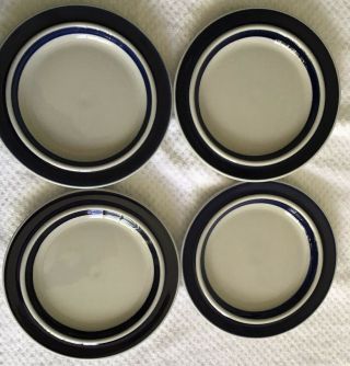 Set Of 4 / Arabia Finland " Anemone ".  Vintage Dinner Plates.  Pre Owned