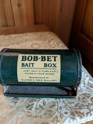 Vintage Bob Bet Belt Bait Box