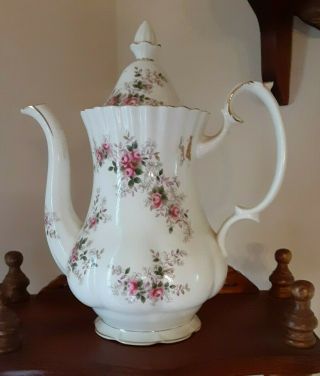Vintage Royal Albert Lavender Rose Bone China Coffee Pot England Ec