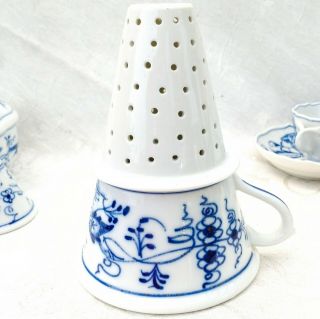 Vintage Meissen Blue Onion Porcelain Coffee Filter Funnel Strainer 6 "