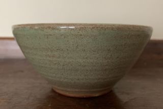 Signed Denis Vibert Sullivan Maine Studio Art Pottery Stoneware Green Bowl 4.  5”