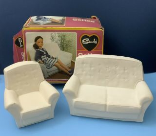 Vintage Pedigree Sindy Trendy Girl Era White Settee Sofa Couch S522 Box Armchair