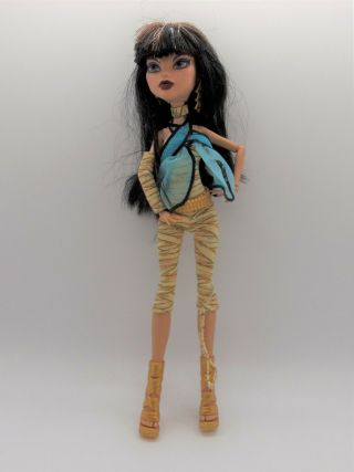 Monster High Doll Cleo De Nile Gold Mummy
