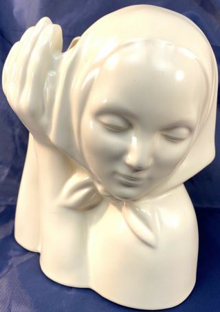 Vintage Catalina Pottery Peasant Girl Head Vase Off - White Matte Glaze 1937 - 42