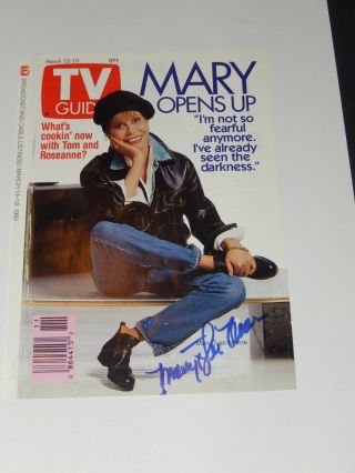 Mary Tyler Moore Autographed Tv Guide Cover March 1993