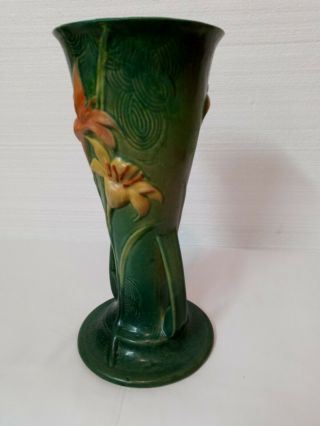 Roseville Orange Zephyr Lily Vase 139 - 12 