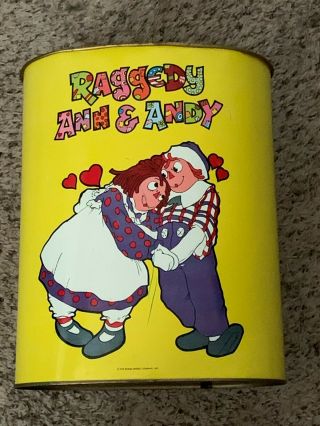Vintage Raggedy Ann & Andy Metal Garbage Trash Can By Cheinco