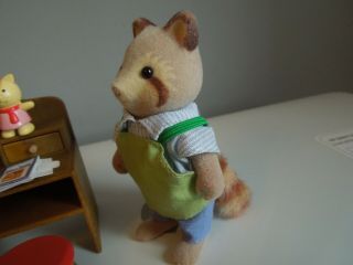 Sylvanian Families The Toy Maker Set Includes Edward Mulberry Figure 2