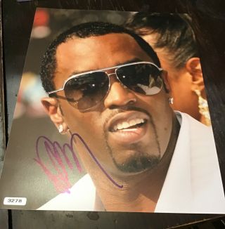 Sean Combs P.  Diddy Puff Daddy Autographed 8 X 10 With Shades On