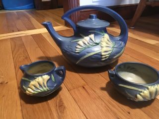 Roseville Pottery Freesia Blue Tea Pot,  Sugar,  Creamer Tea Set 6;