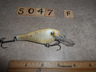 T5147 F POE ' S WOODEN FISHING LURE 2