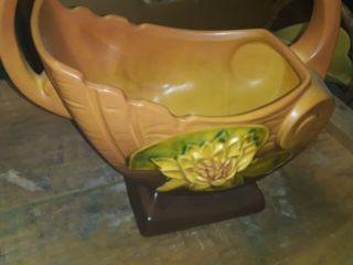 ROSEVILLE POTTERY BROWN WATER LILY 381 - 10 FLOWER BASKET PLANTER 3