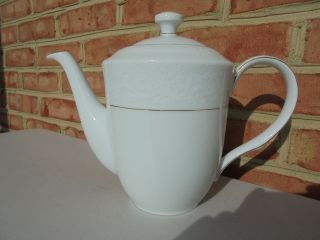 Noritake Whitecliff Porcelain Teapot Coffeepot Gold Edging