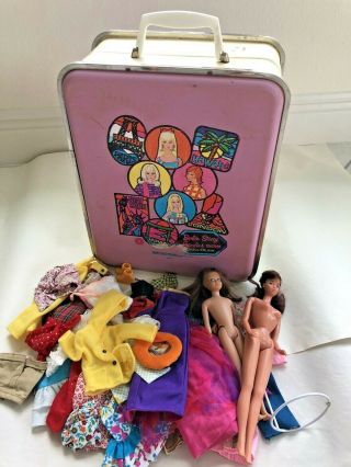 Vintage 1968 Mattel Barbie Doll Trunk Case W Dolls Clothes & Accessories