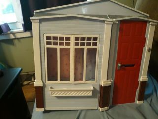Mattel 2005 Barbie Totally Real Fold Up House Sounds Work Batteries.